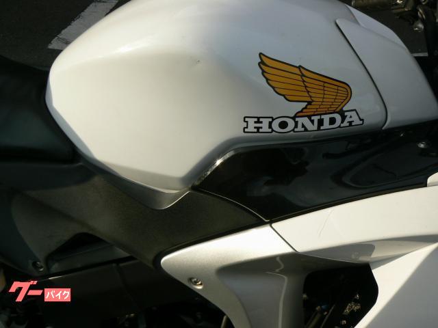 ホンダ ＣＢＲ１２５Ｒ　２０１３年モデル　インジェクション　水冷単気筒エンジン搭載 写真7