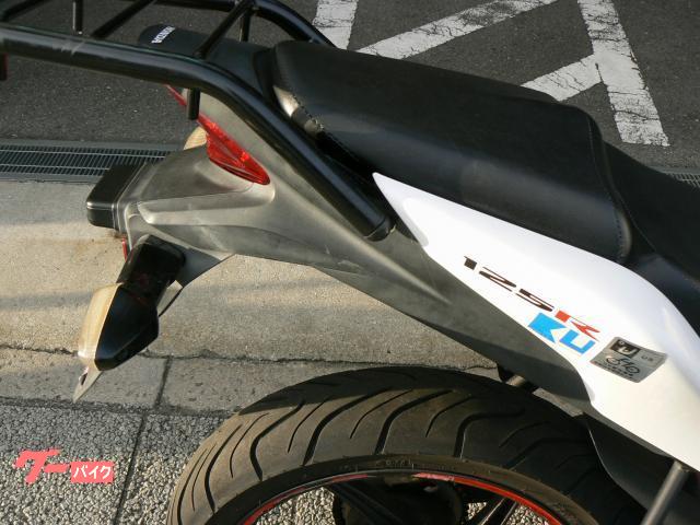 ホンダ CBR125R 2013年モデル インジェクション 水冷単気筒エンジン搭載 写真13