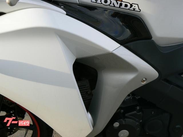 ホンダ CBR125R 2013年モデル インジェクション 水冷単気筒エンジン搭載 写真20