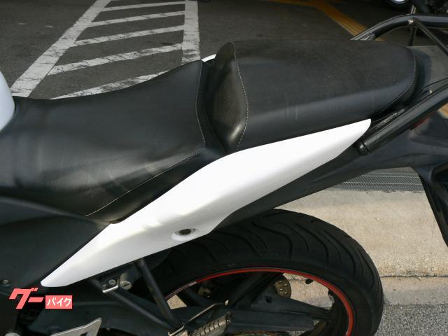 ホンダ CBR125R 2013年モデル インジェクション 水冷単気筒エンジン搭載 写真23