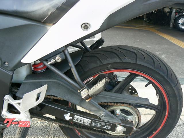 ホンダ CBR125R 2013年モデル インジェクション 水冷単気筒エンジン搭載 写真24
