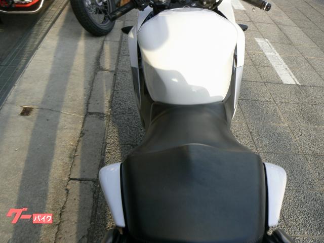 ホンダ CBR125R 2013年モデル インジェクション 水冷単気筒エンジン搭載 写真34