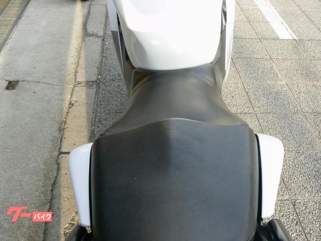 ホンダ CBR125R 2013年モデル インジェクション 水冷単気筒エンジン搭載 写真36