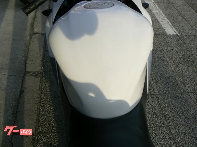 ホンダ CBR125R 2013年モデル インジェクション 水冷単気筒エンジン搭載 写真37