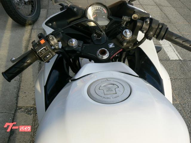 ホンダ CBR125R 2013年モデル インジェクション 水冷単気筒エンジン搭載 写真38