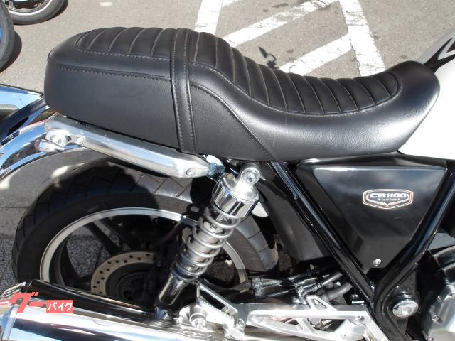 ホンダ CB1100ABS 2010年モデル インジェクション 空冷4気筒エンジンDOHC 写真9