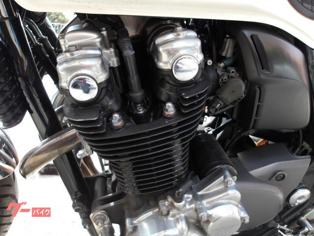 ホンダ ＣＢ１１００ＡＢＳ　２０１０年モデル　インジェクション　空冷４気筒エンジンＤＯＨＣ 写真47