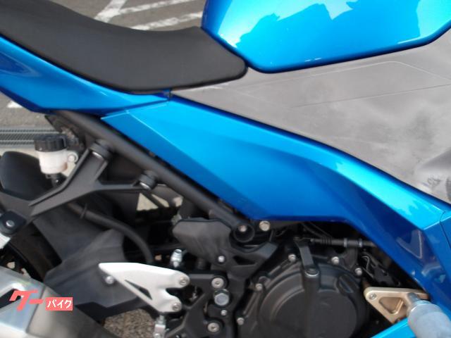 カワサキ Ninja 250 2018年モデル インジェクション 水冷2気筒エンジン 写真11
