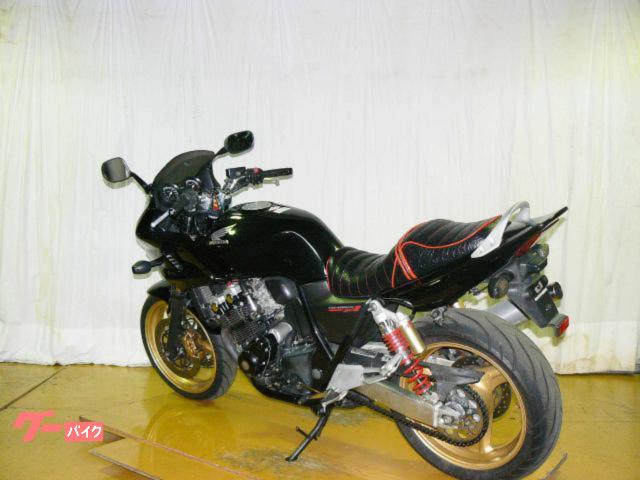 ホンダ CB400Super ボルドール 2005年モデル キャブレター 水冷4気筒エンジン 写真6