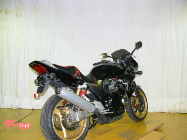 ホンダ CB400Super ボルドール 2005年モデル キャブレター 水冷4気筒エンジン 写真8