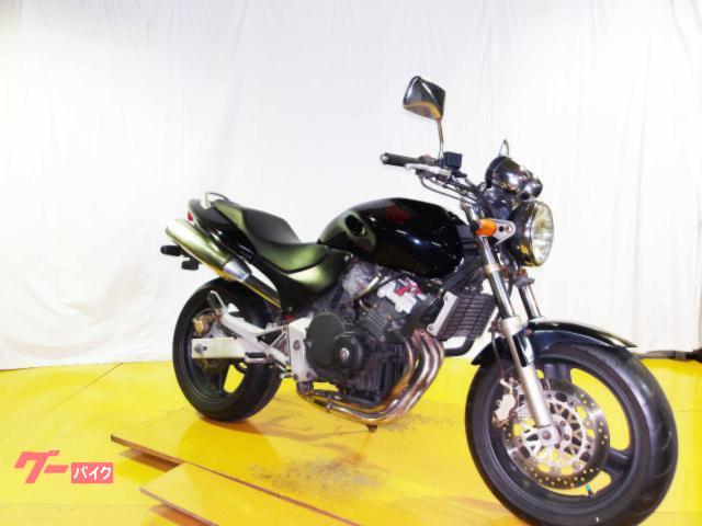 ホンダ HORNET 1997年モデル キャブレター 水冷4気筒エンジン搭載 写真2