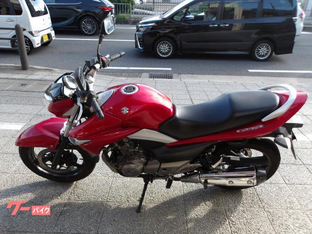 スズキ GSR250 2012年モデル インジェクション 水冷2気筒エンジン 写真3