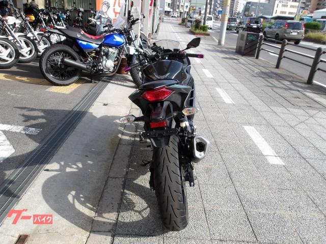カワサキ Ninja 250 2016年モデル インジェクション 水冷2気筒エンジン搭載 写真4