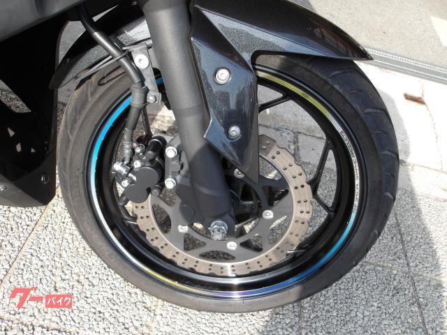 カワサキ Ninja 250 2016年モデル インジェクション 水冷2気筒エンジン搭載 写真9