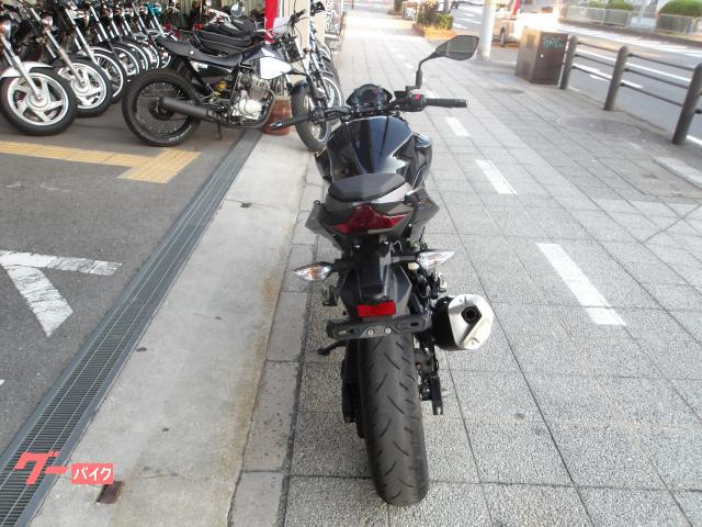 カワサキ Z400 2023年モデル ABS ETC インジェクション 水冷2気筒エンジン搭載 写真4