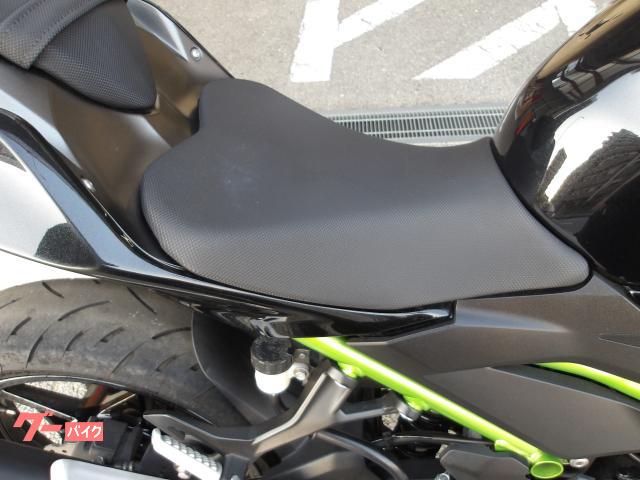 カワサキ Z400 2023年モデル ABS ETC インジェクション 水冷2気筒エンジン搭載 写真8