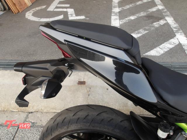 カワサキ Z400 2023年モデル ABS ETC インジェクション 水冷2気筒エンジン搭載 写真9