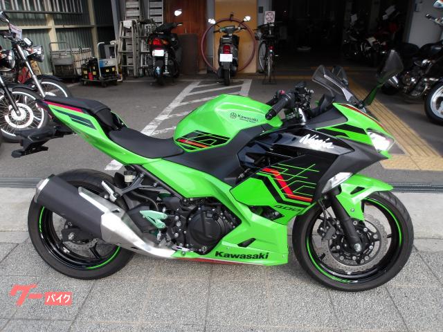 カワサキ Ninja 400 2023年モデル ABS インジェクション 水冷2気筒エンジン搭載