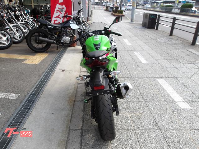 カワサキ Ninja 400 2023年モデル ABS インジェクション 水冷2気筒エンジン搭載 写真4