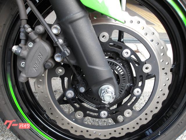 カワサキ Ｎｉｎｊａ　４００　２０２３年モデル　ＡＢＳ　インジェクション　水冷２気筒エンジン搭載 写真13