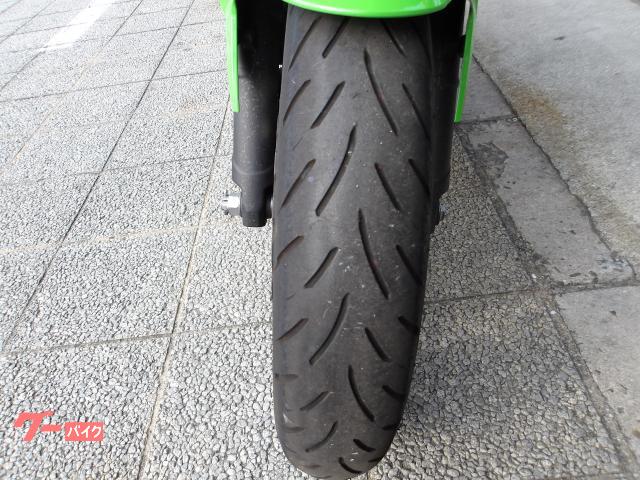 カワサキ Ｎｉｎｊａ　４００　２０２３年モデル　ＡＢＳ　インジェクション　水冷２気筒エンジン搭載 写真34