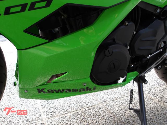 カワサキ Ｎｉｎｊａ　４００　２０２３年モデル　ＡＢＳ　インジェクション　水冷２気筒エンジン搭載 写真48