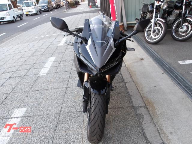 ホンダ CBR400R 2022年モデル ABS インジェクション 水冷2気筒エンジン搭載 写真3