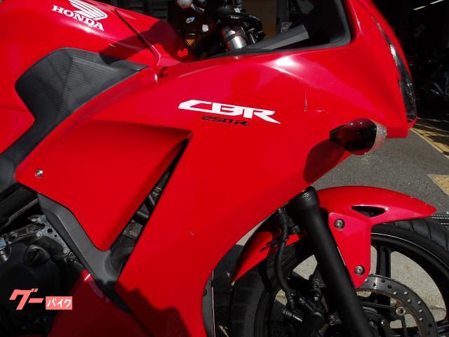 ホンダ CBR250R 2015年モデル インジェクション 水冷単気筒エンジン 写真13