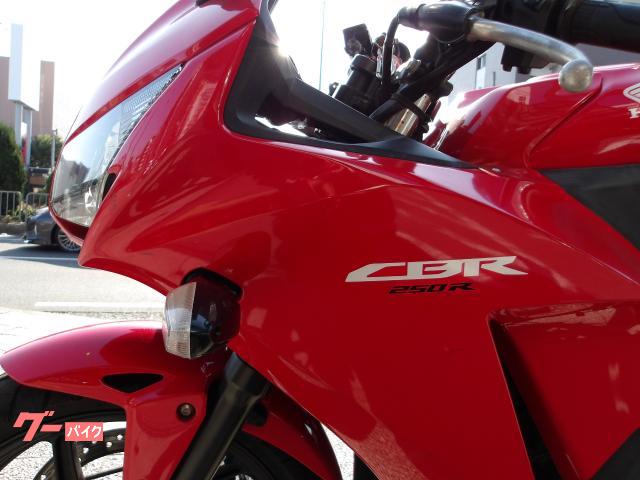 ホンダ CBR250R 2015年モデル インジェクション 水冷単気筒エンジン 写真34