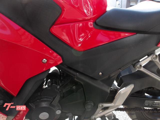 ホンダ CBR250R 2015年モデル インジェクション 水冷単気筒エンジン 写真37