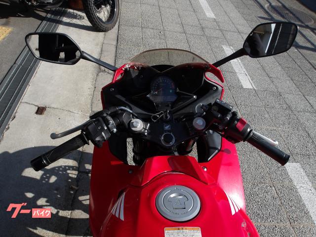 ホンダ CBR250R 2015年モデル インジェクション 水冷単気筒エンジン 写真43