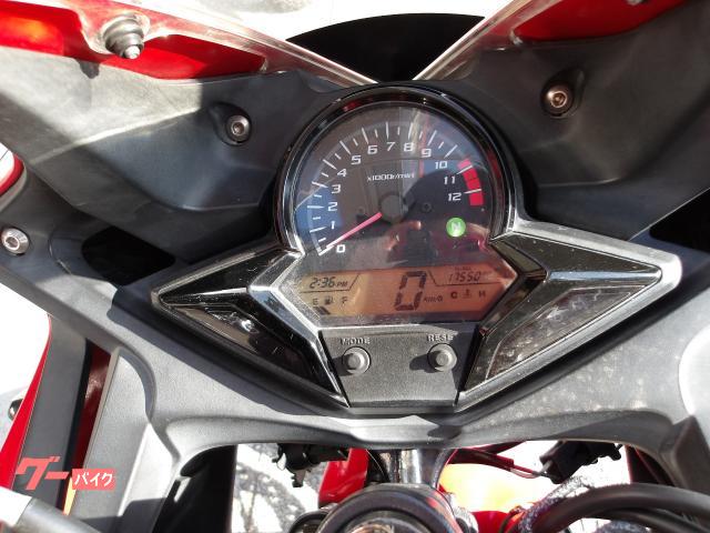 ホンダ CBR250R 2015年モデル インジェクション 水冷単気筒エンジン 写真44