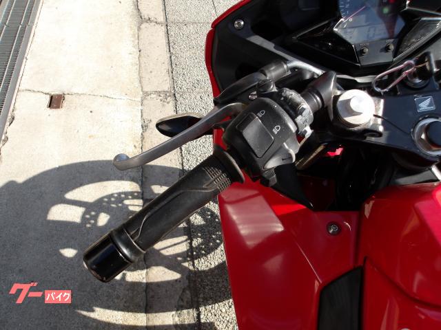 ホンダ CBR250R 2015年モデル インジェクション 水冷単気筒エンジン 写真45