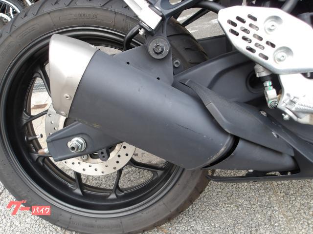 ヤマハ ＹＺＦ−Ｒ２５　２０１９年モデル　インジェクション　水冷２気筒エンジン搭載 写真18