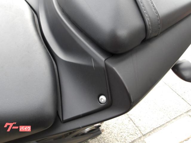 ヤマハ ＹＺＦ−Ｒ２５　２０１９年モデル　インジェクション　水冷２気筒エンジン搭載 写真35