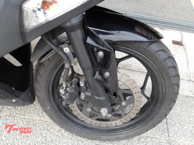 カワサキ Ninja 250 2013年モデル ETC インジェクション 水冷2気筒エンジン搭載 写真9
