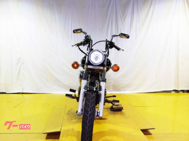 ヤマハ ドラッグスター250 2002年モデル キャブレター 空冷2気筒エンジン搭載 写真3