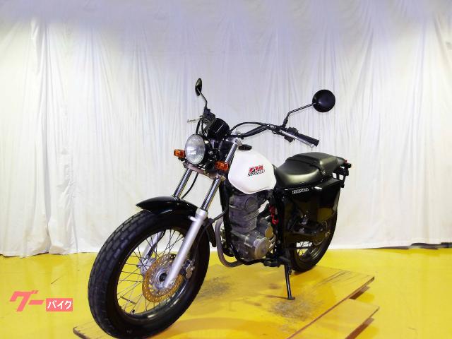 ホンダ FTR223 2002年モデル キャブレター 空冷単気筒エンジン 写真4