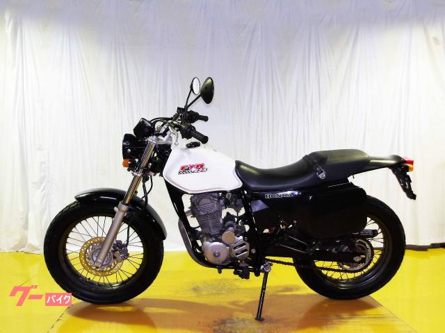ホンダ FTR223 2002年モデル キャブレター 空冷単気筒エンジン 写真5