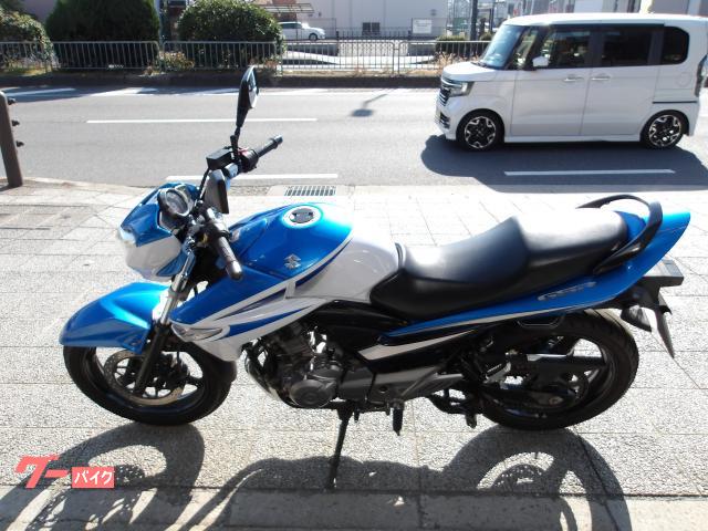 スズキ GSR250 2012年モデル インジェクション 水冷2気筒エンジン搭載 写真3