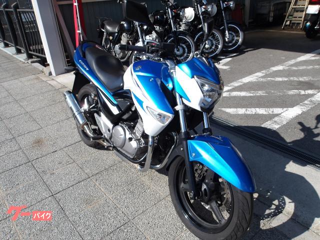 スズキ GSR250 2012年モデル インジェクション 水冷2気筒エンジン搭載 写真5