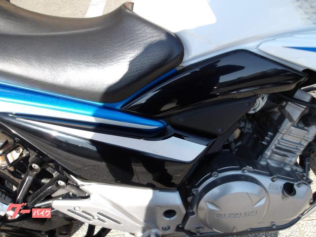 スズキ GSR250 2012年モデル インジェクション 水冷2気筒エンジン搭載 写真11
