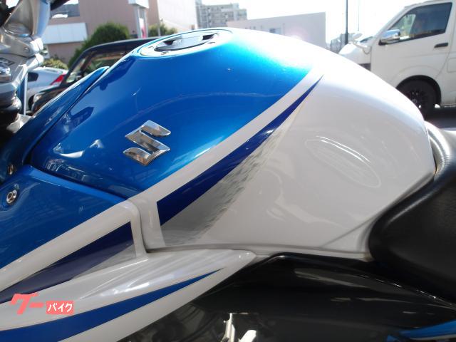 スズキ GSR250 2012年モデル インジェクション 水冷2気筒エンジン搭載 写真34
