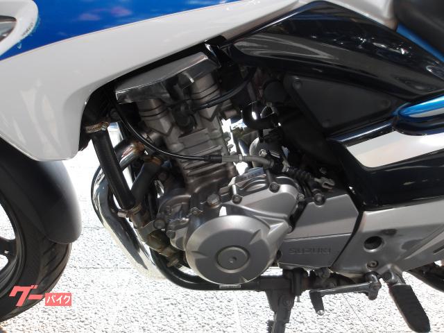 スズキ GSR250 2012年モデル インジェクション 水冷2気筒エンジン搭載 写真41