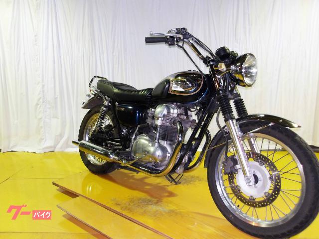 カワサキ W650 2006年モデル キャブレター 空冷2気筒エンジン搭載 写真2