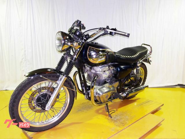 カワサキ W650 2006年モデル キャブレター 空冷2気筒エンジン搭載 写真4