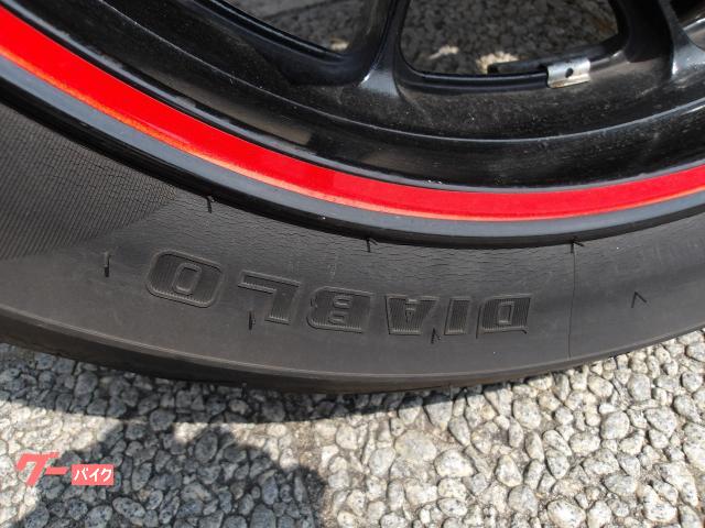 スズキ GSX250R 2017年モデル インジェクション 水冷2気筒エンジン搭載 写真21