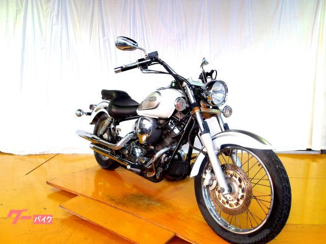 ヤマハ ドラッグスター250 2007年モデル キャブレター 空冷2気筒エンジン 写真2