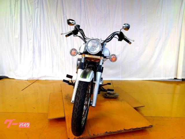 ヤマハ ドラッグスター250 2007年モデル キャブレター 空冷2気筒エンジン 写真3