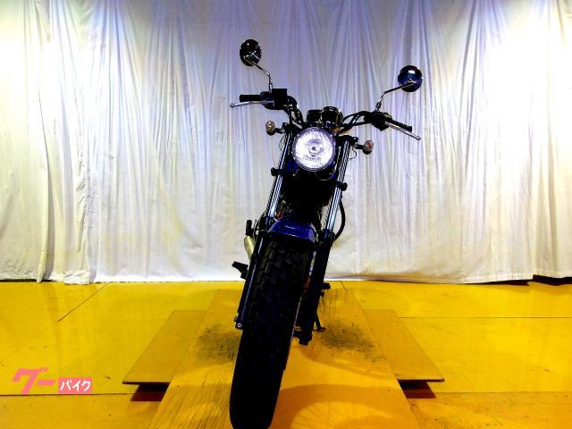 ホンダ FTR223 2005年モデル キャブレター 空冷単気筒エンジン 写真3